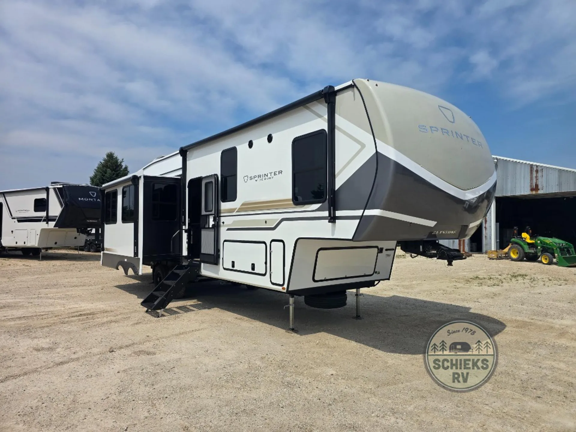 2027 Keystone Sprinter 3500RDB — Photo 1
