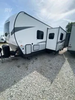 2022 Forest River Flagstaff Micro Lite 25FBS, Photos photo 2