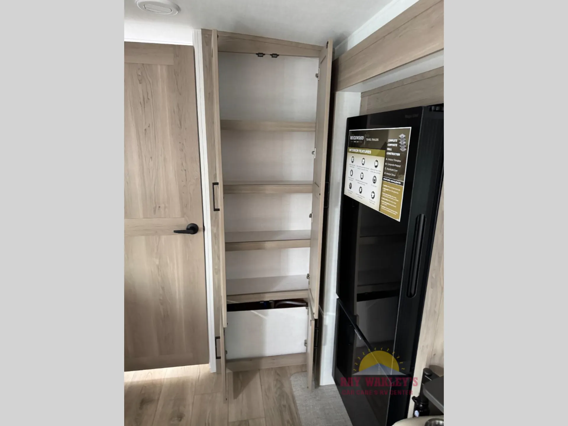 2026 Forest River Rockwood Mini Lite 2513S — Photo 6