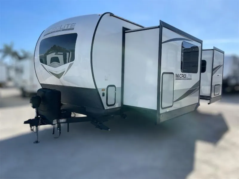 2023 Flagstaff Micro Lite 25FKBS - Photo 3
