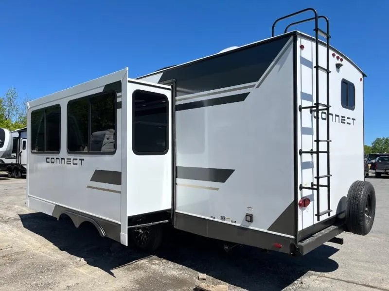 2027 KZ Connect 261RB - Photo 2