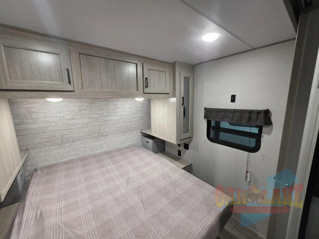 2026 Coachmen Catalina Legacy Edition 273DBHCK, Photos photo 24