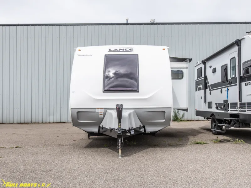 2026 Lance Lance Truck Campers 2185 - Photo 4