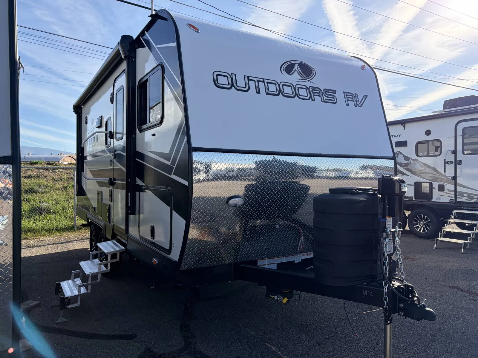 2027 Outdoors RV Creek Side Titanium Series 17SBS - Photo 2