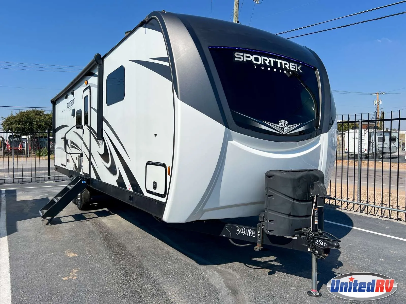 2022 VENTURE RV SPORTTREK 302VRB - Photo 2