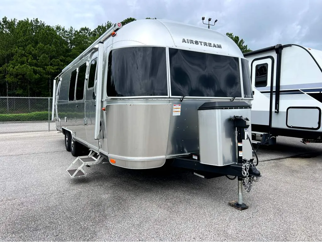 2024 Airstream Pottery Barn 28RB - Photo 2