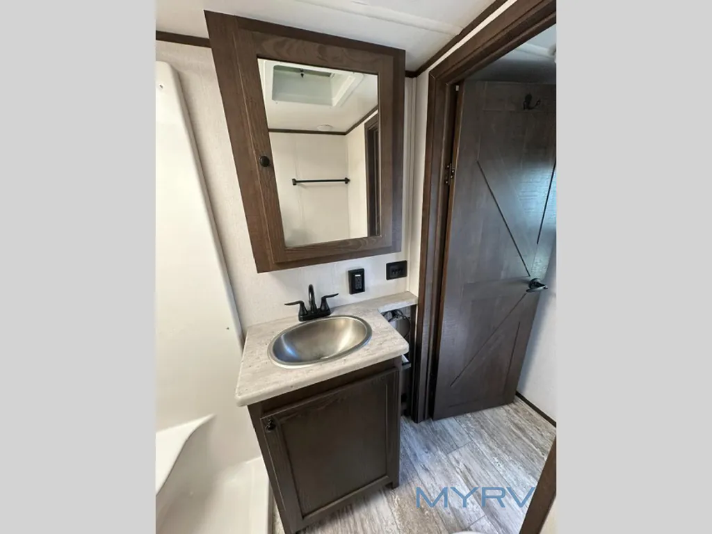 2021 Forest River XLR Nitro 351, Photos photo 18