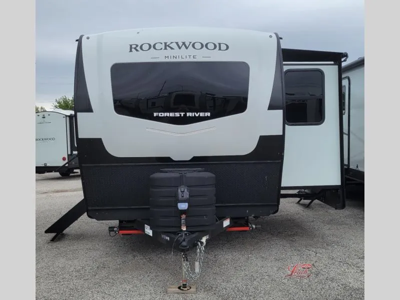 2026 Forest River Rockwood Mini Lite 2506FK - Photo 2