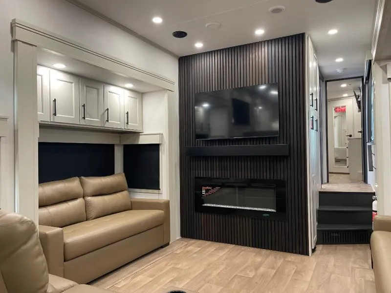 2026 Grand Design Solitude 390RK - Photo 4