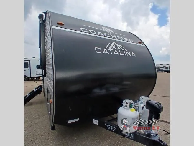 2026 Coachmen Catalina Summit Series 8 261BH - Photo 2