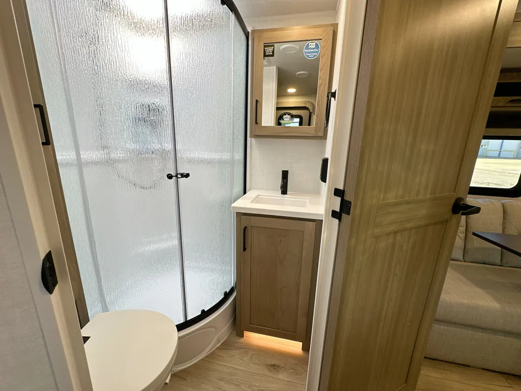 2027 Forest River Rockwood Mini Lite 2109S, Photos photo 25