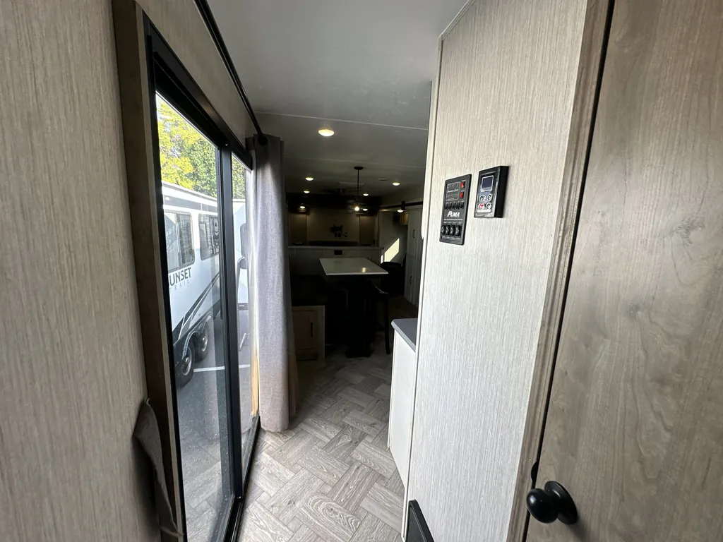 2023 Forest River Puma Vista 38DEN, Photos photo 16