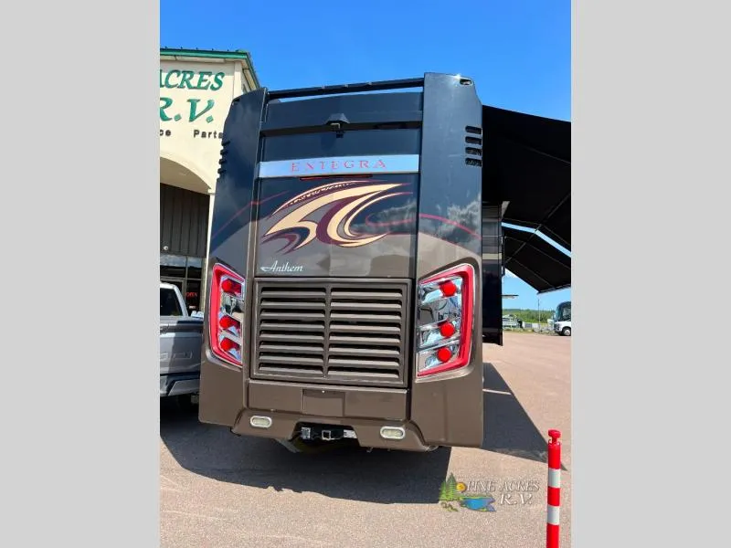 2016 Entegra Coach Anthem Used    42RBQ located in Moncton - Photo 4