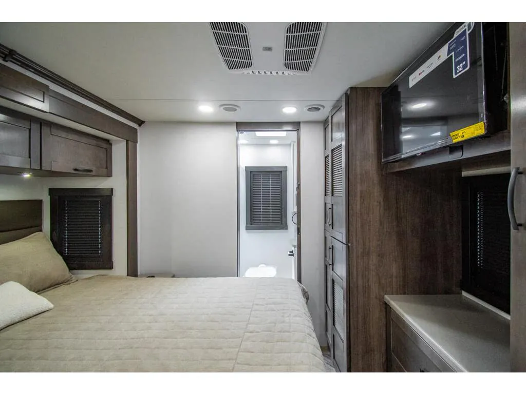 2026 Entegra Coach Accolade 37K, Photos photo 30
