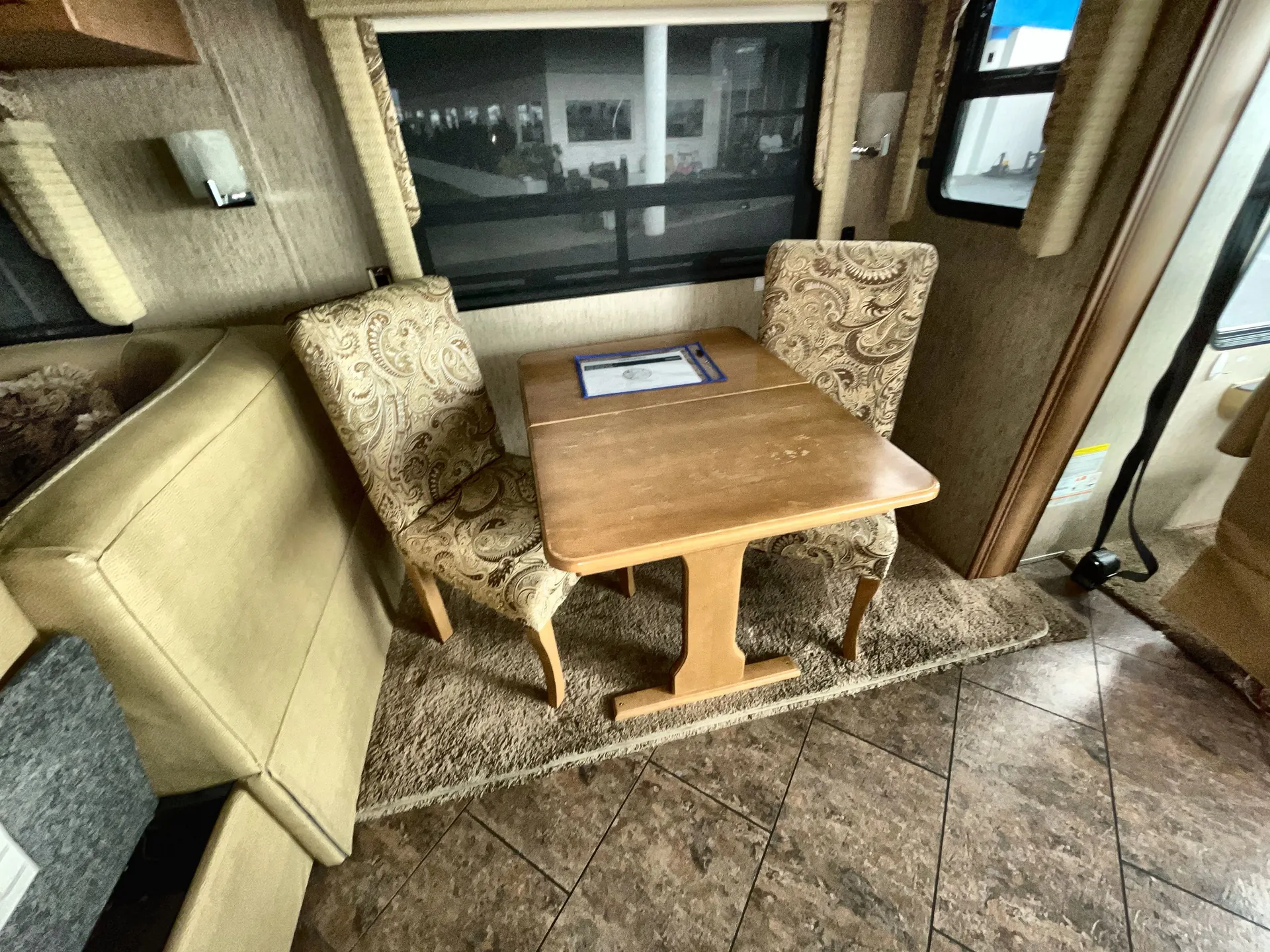 2015 Newmar Bay Star 3401 - Photo 4
