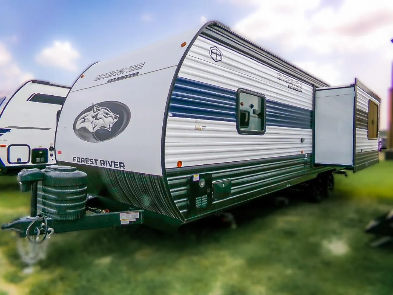 2025 Forest River Cherokee Grey Wolf 26SS - Photo 4