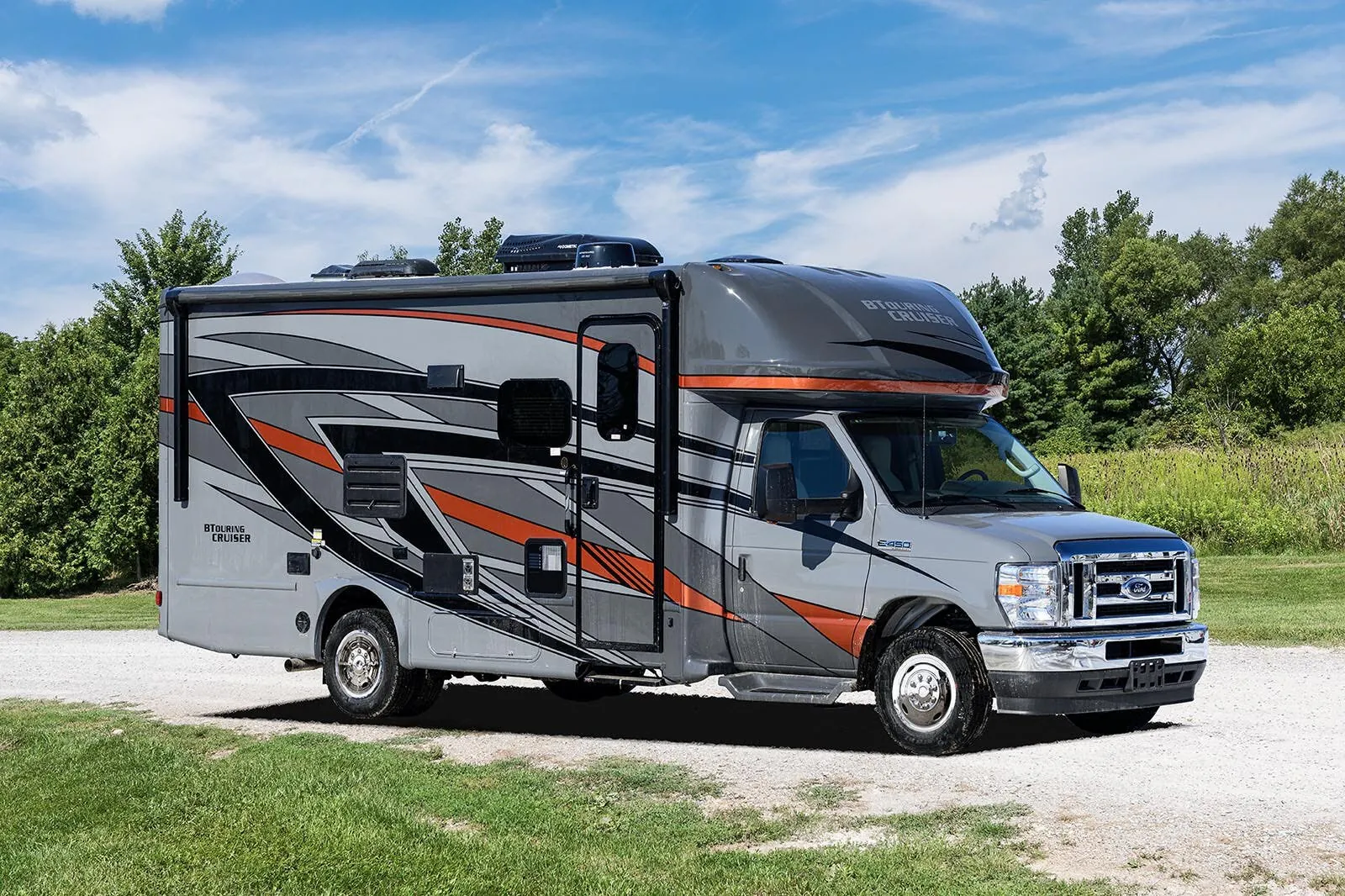 Gulf Stream BTouring Cruiser 5245 exterior