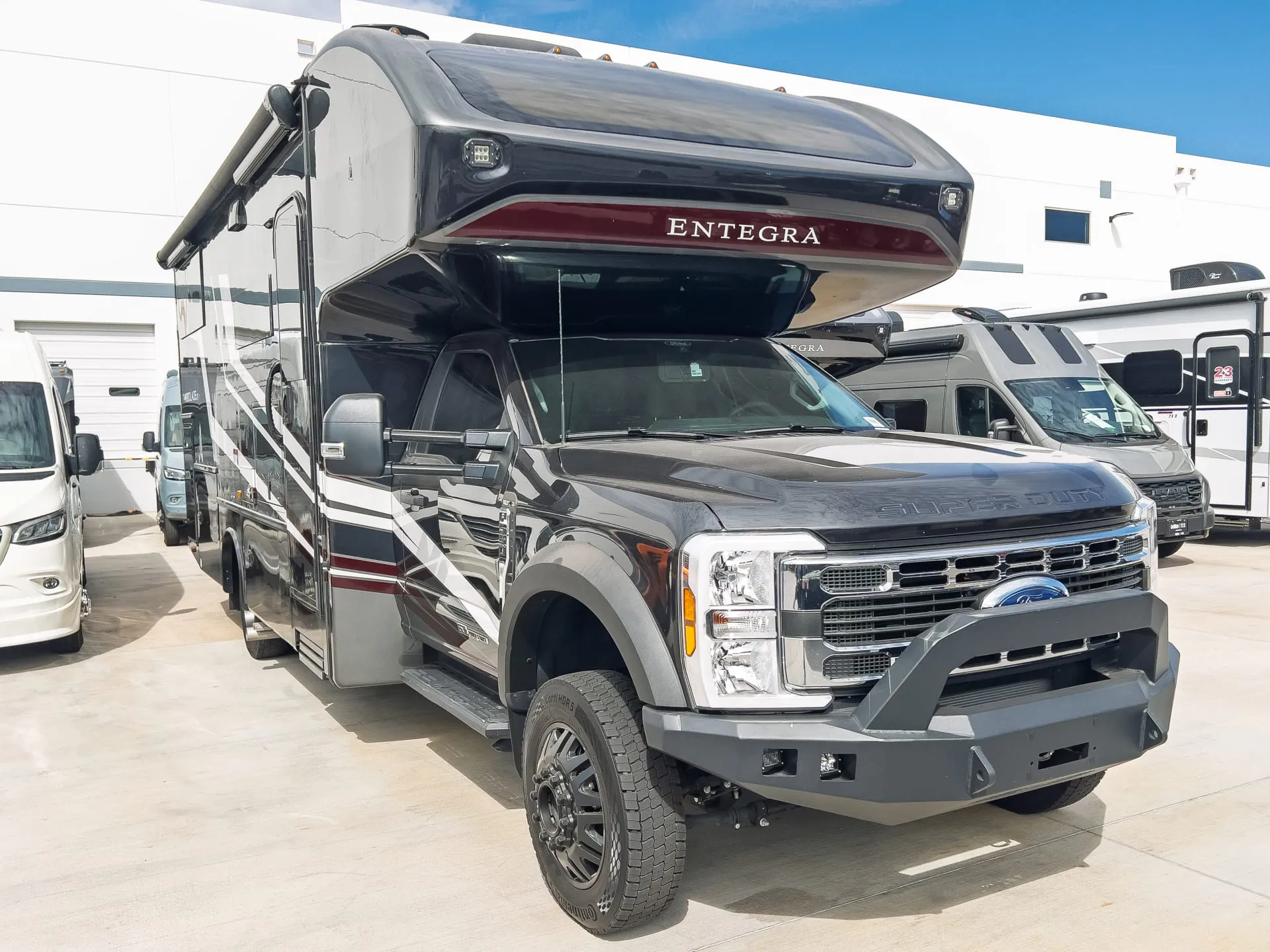 2026 Entegra Coach Accolade XT 29T - Photo 2
