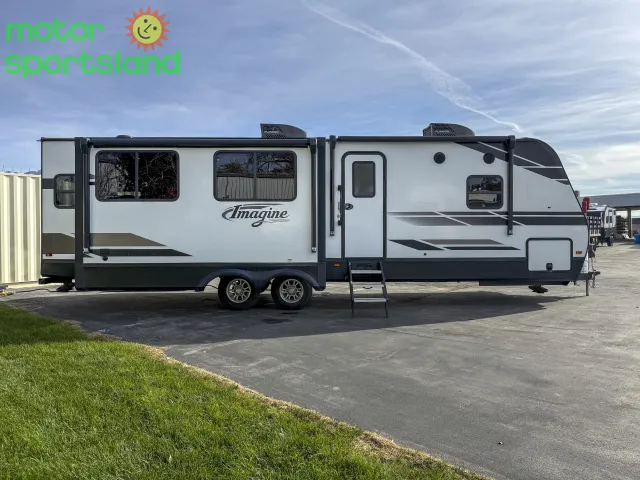 2022 Grand Design Imagine 2970RL - Photo 3