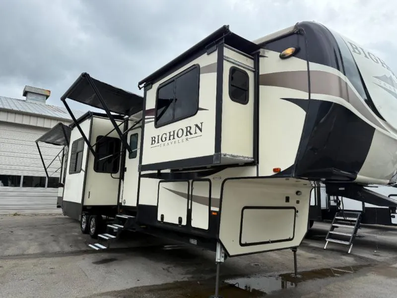 2019 Heartland Bighorn Traveler 39FL - Photo 2