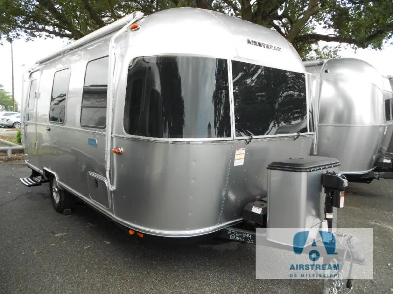 2026 Airstream Bambi 22FB - Photo 2
