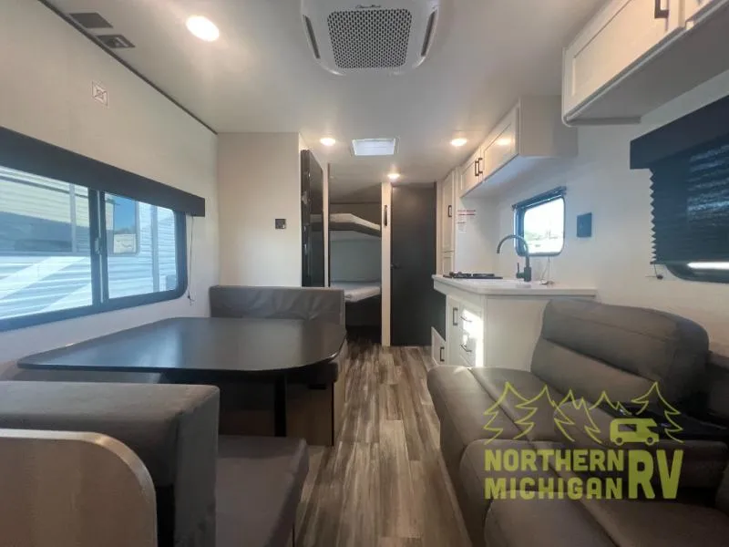 2026 Jayco Jay Flight SLX 250BH - Photo 4