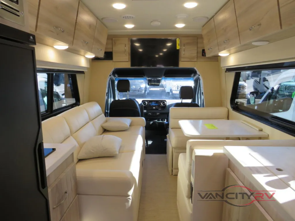 2024 Chinook RV Summit SS, Photos photo 14