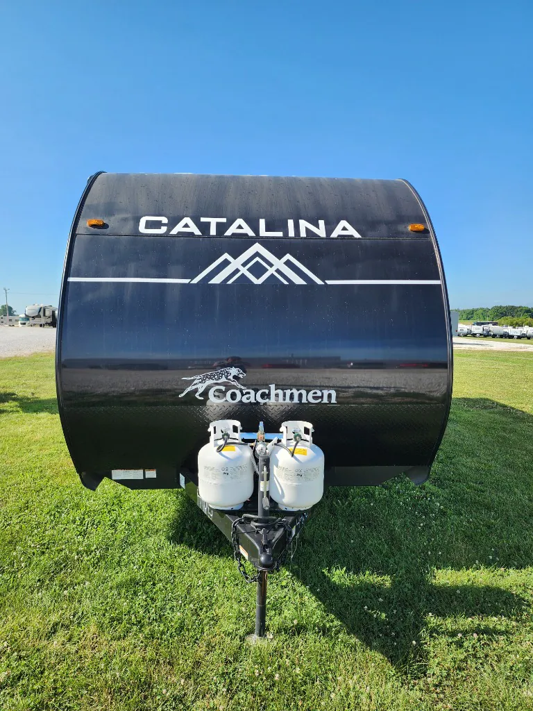 2025 Coachmen Catalina Summit Series 8 211BH - Photo 3