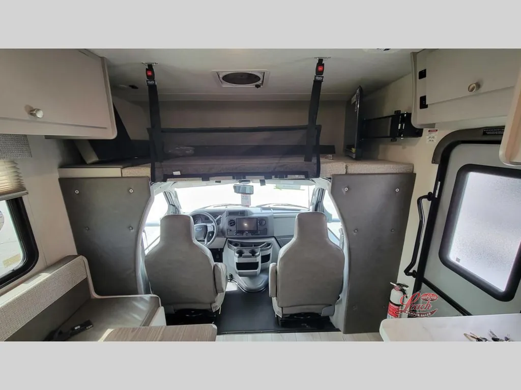 2026 Coachmen Freelander 22XG, Photos photo 8