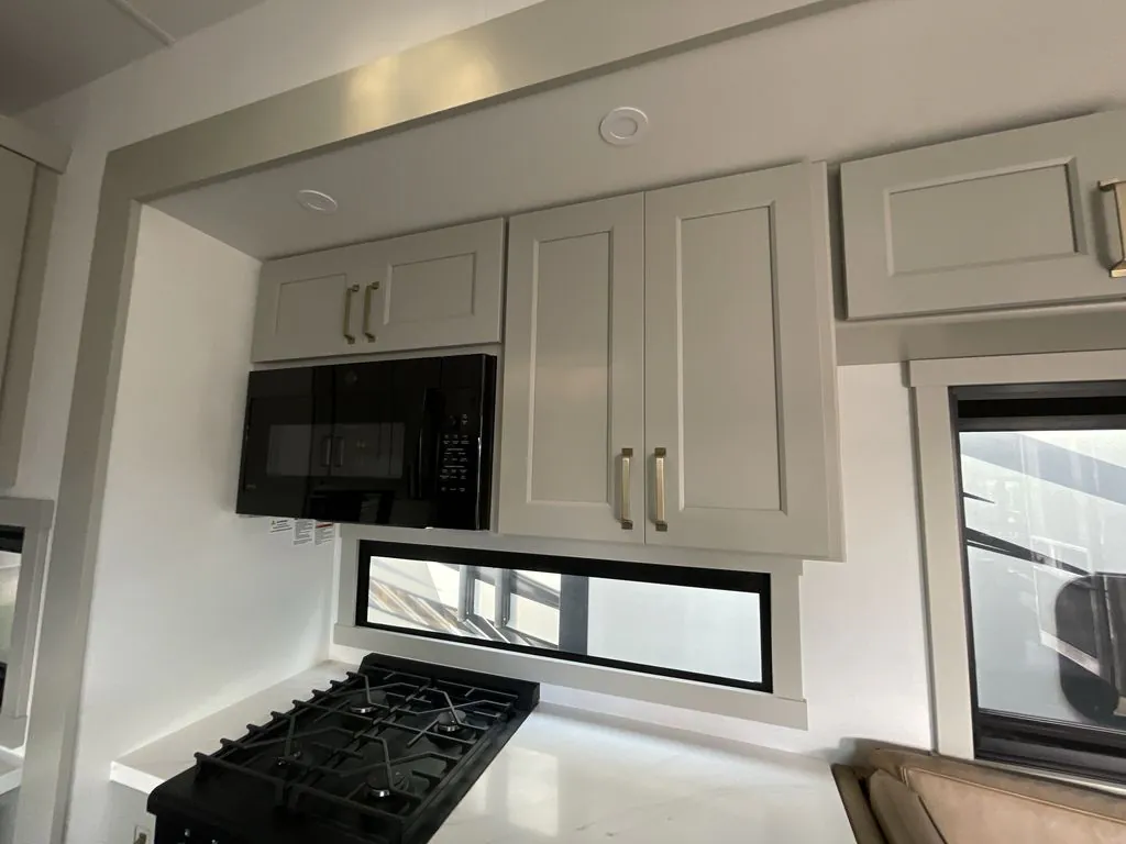 2025 Brinkley Model G 3250, Photos photo 30