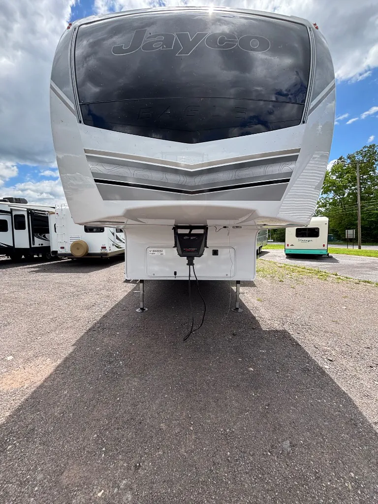 2027 Jayco Eagle 31QBH - Photo 4