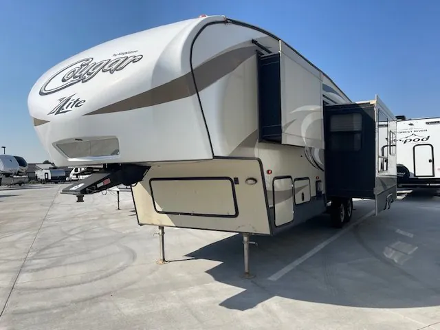 2017 Keystone Cougar XLite 28RDB - Photo 3