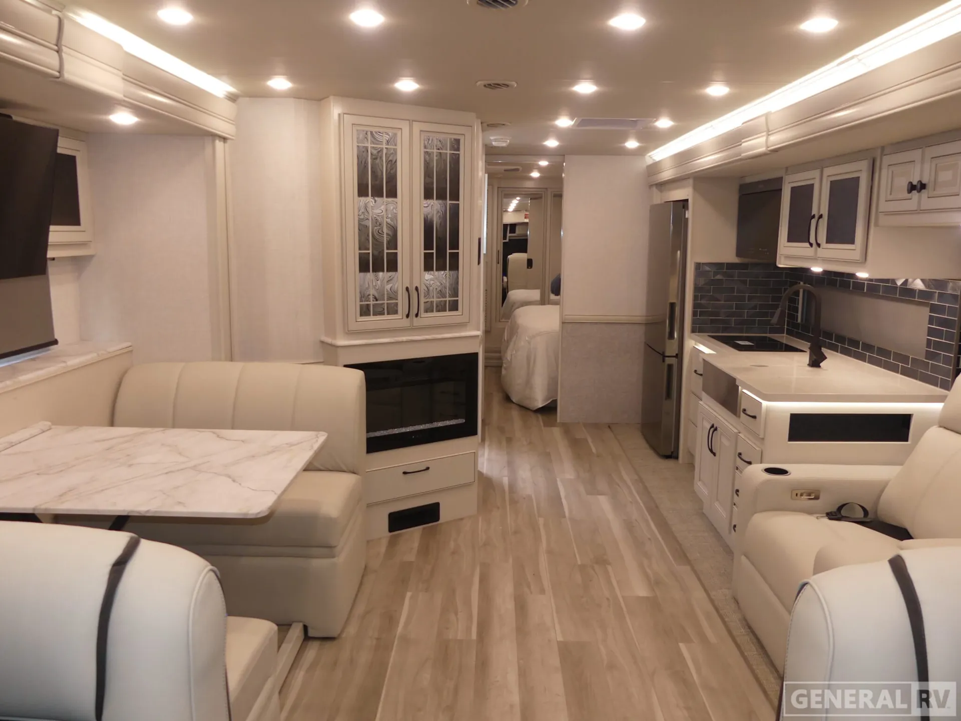 2026 Holiday Rambler Nautica 33TL - Photo 3