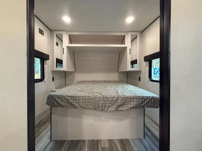 2026 Jayco Jay Flight SLX 245BHS - Photo 3