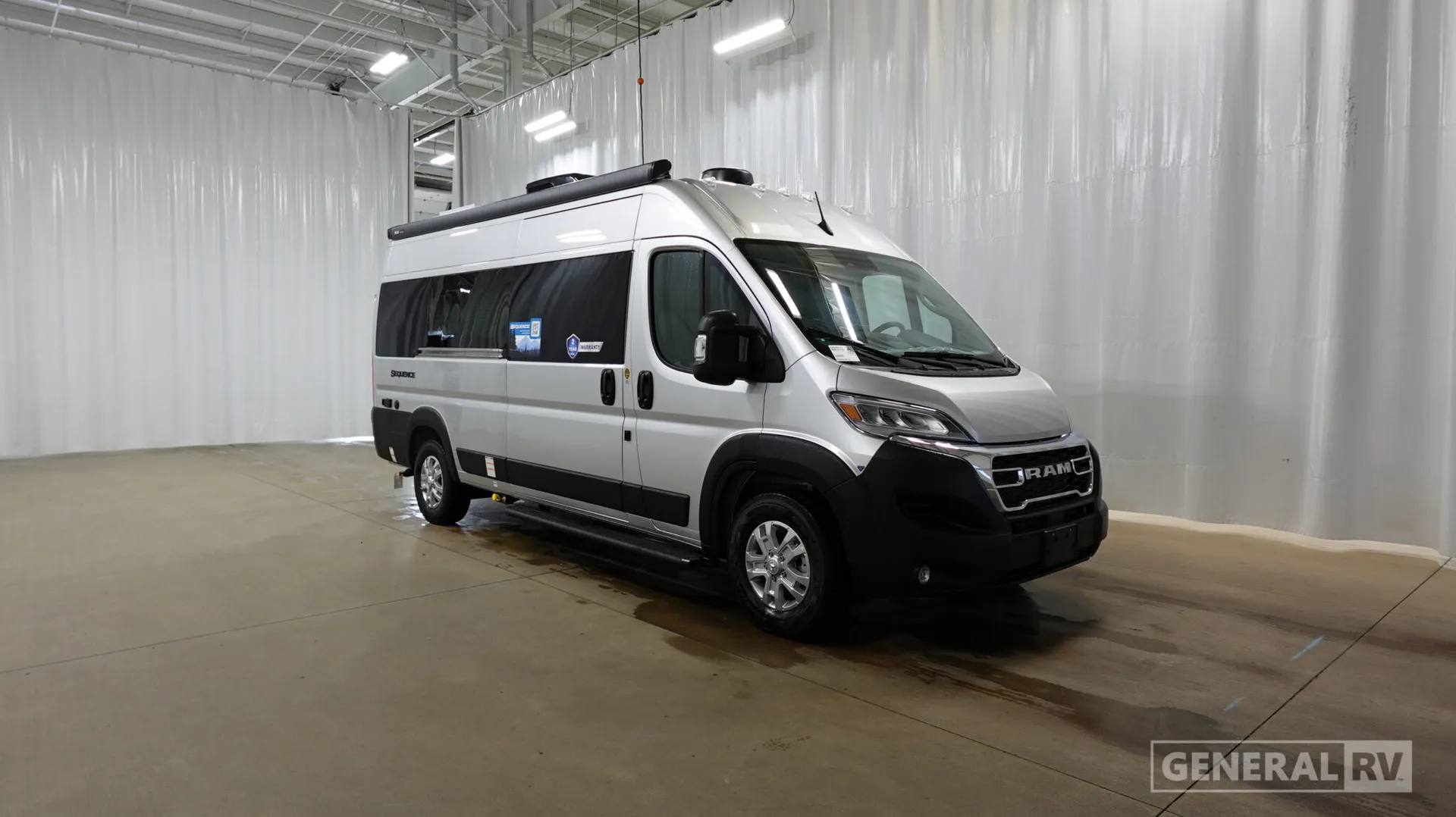 2027 Thor Motor Coach Sequence 20L - Photo 2