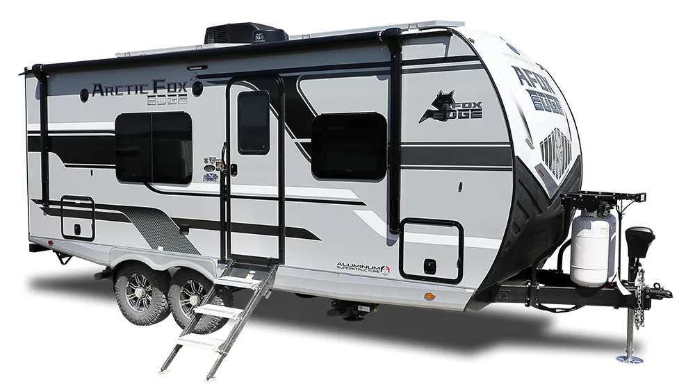 Arctic Fox Edge 22GT exterior