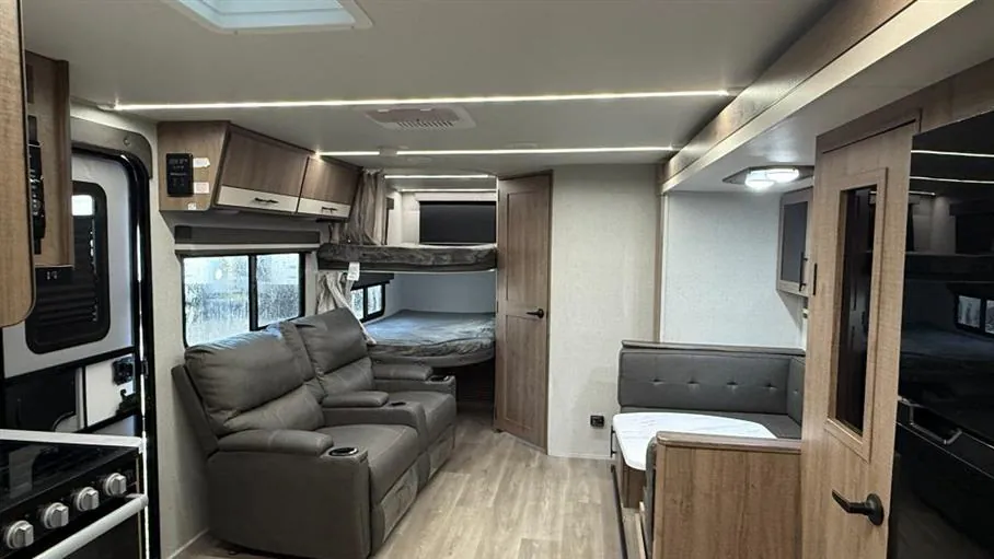 2025 Grand Design Imagine XLS 25DBE, Photos photo 9