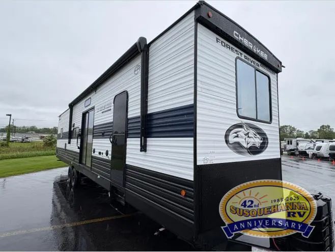 2025 Forest River Cherokee Timberwolf 39HBA - Photo 2