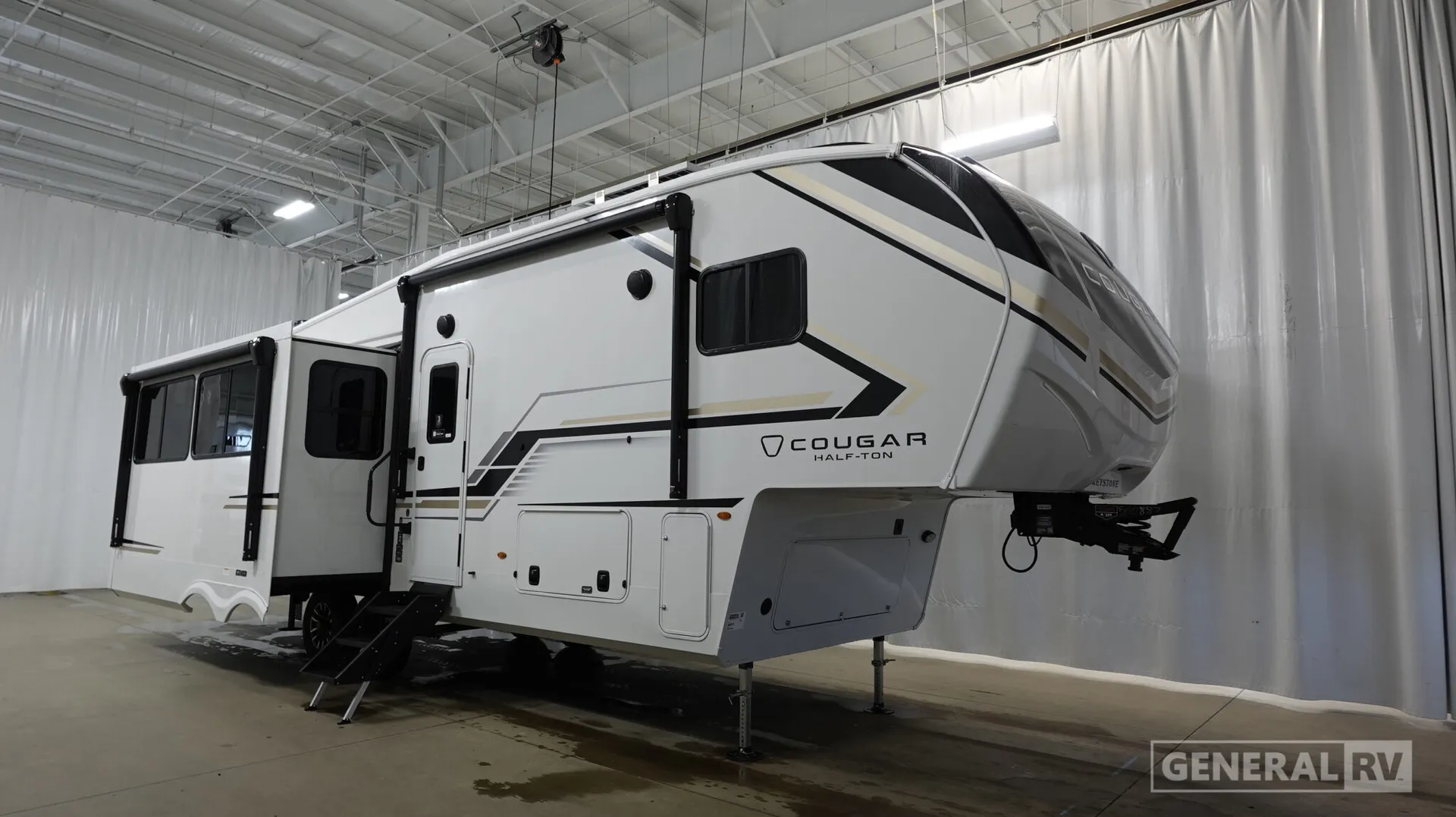 2027 Keystone Cougar Half-Ton 28RLI - Photo 2