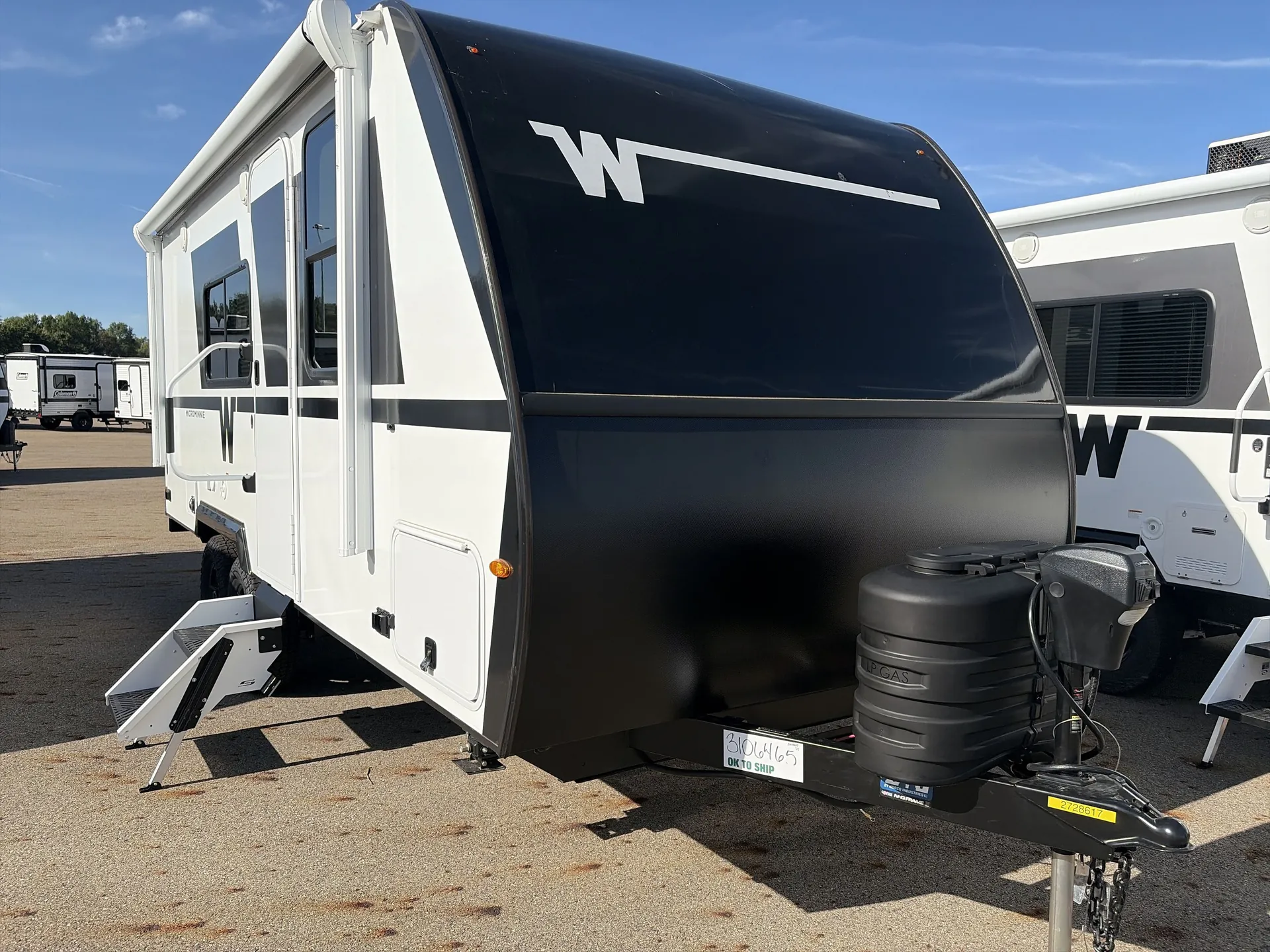 2027 Winnebago Micro Minnie 2108DS