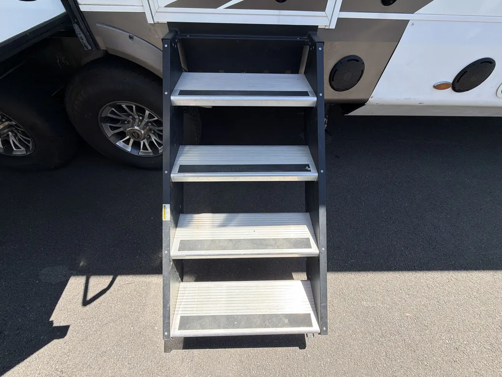 2021 Jayco North Point 387FBTS, Photos photo 28