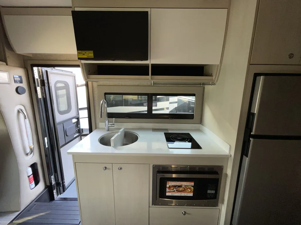 2026 Tiffin Wayfarer 25 XRW, Photos photo 27