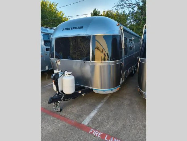 2026 Airstream International 28RB Twin - Photo 2