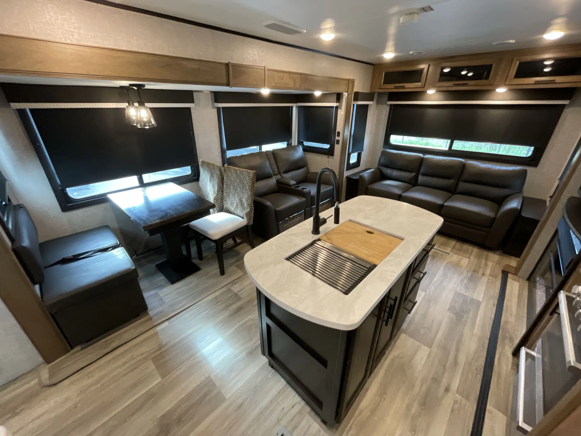 2022 Jayco Eagle HT 294CKBS — living area main