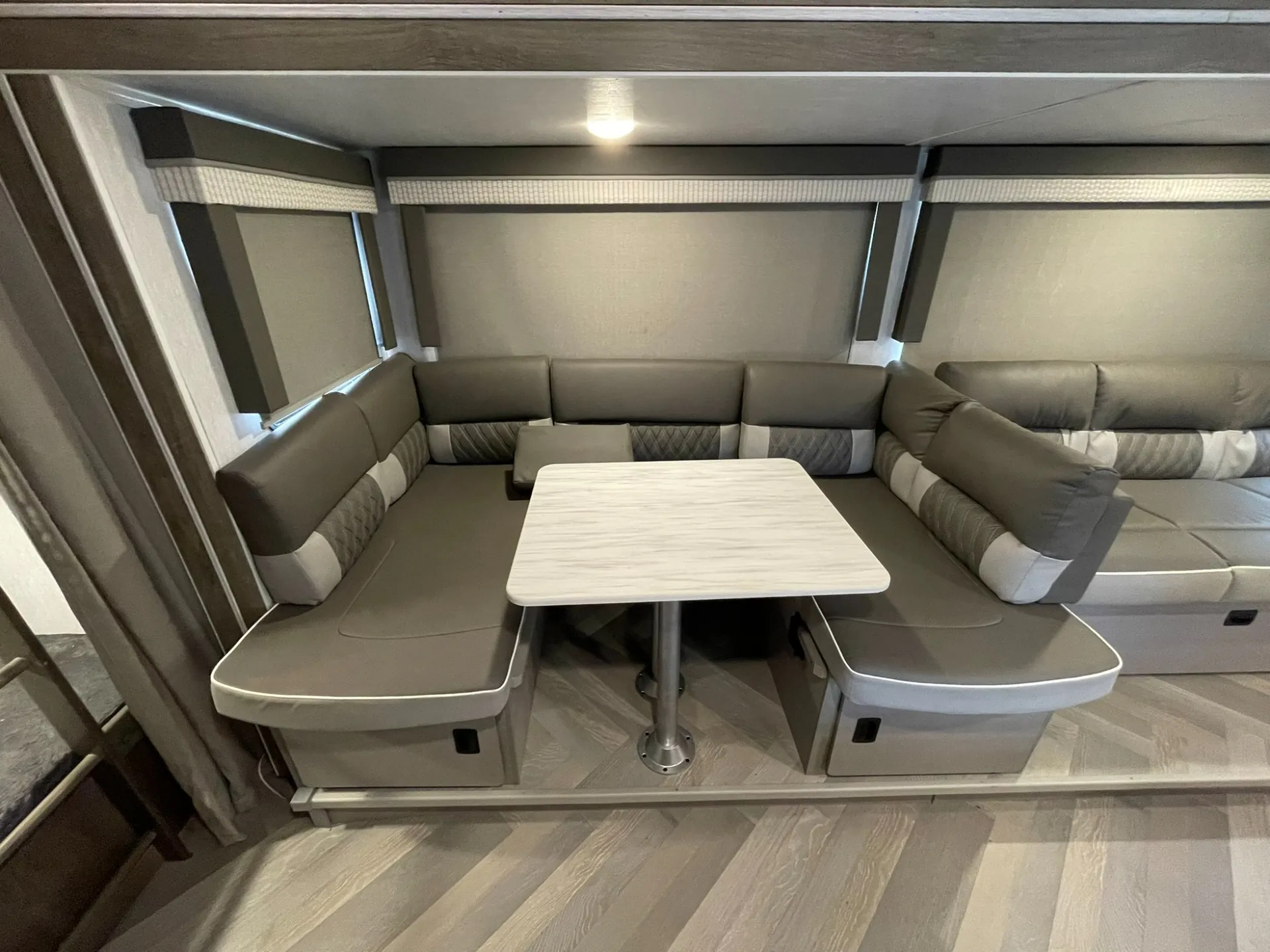 2022 Forest River Salem Cruise Lite 263BHXL - Photo 4