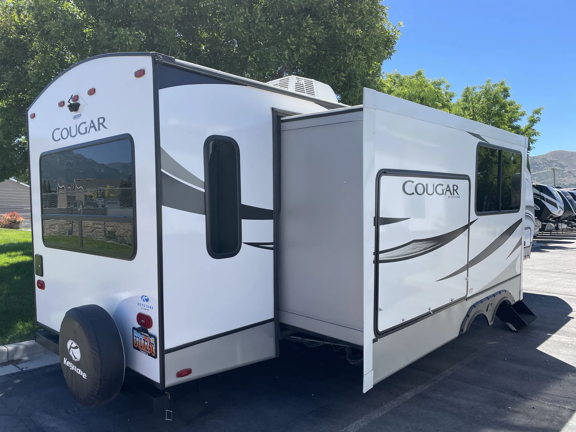 2022 Keystone Cougar Half-Ton 29RLKWE - Photo 3