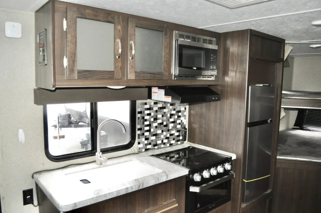2019 Keystone Springdale 220BHWE, Photos photo 13