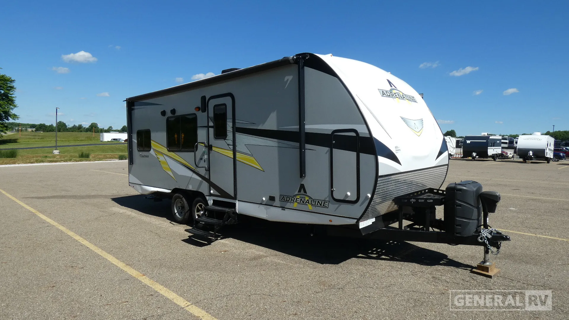 2021 Coachmen Adrenaline 21LT - Photo 2