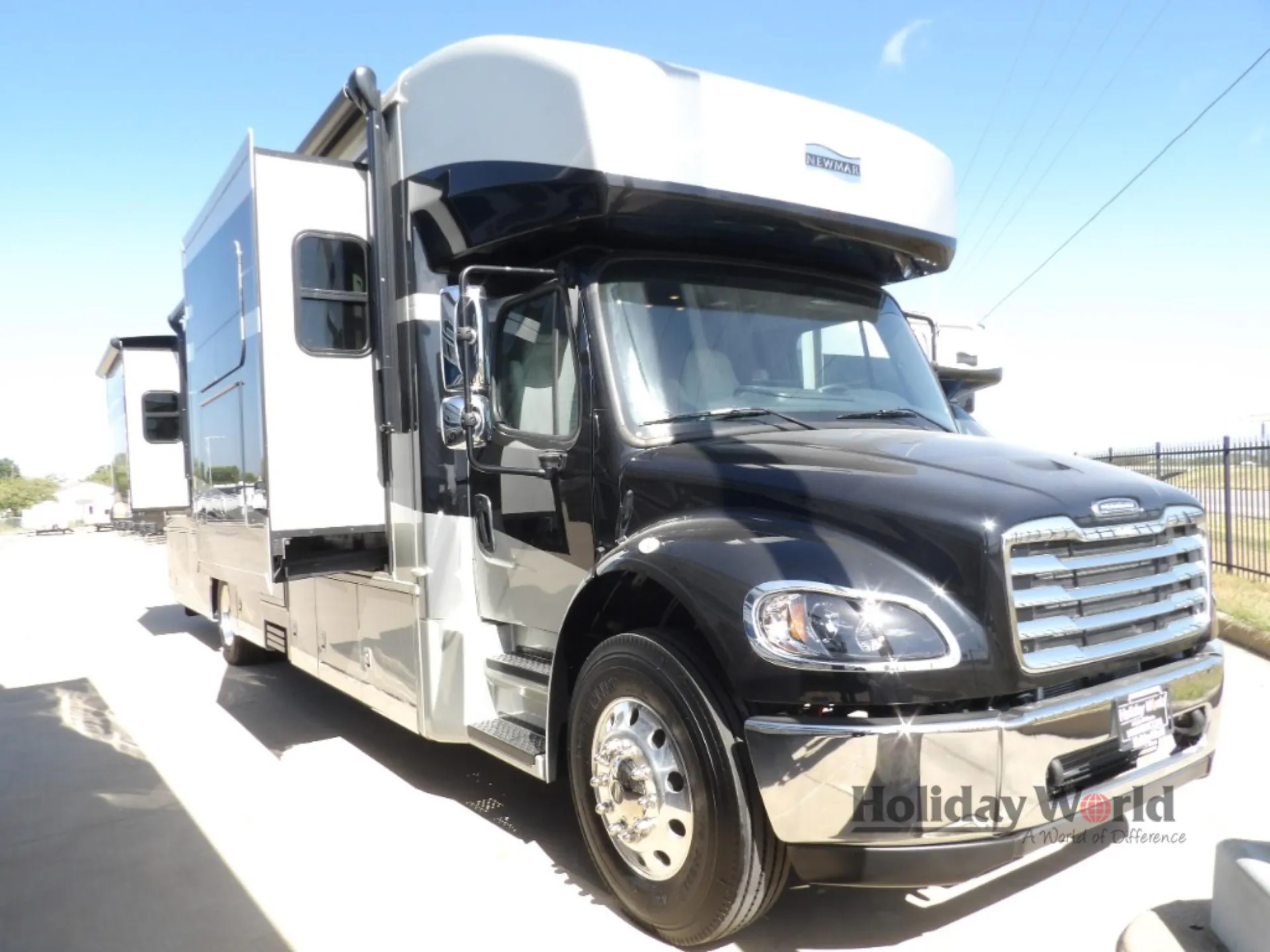 2026 Newmar Grand Star 3940 - Photo 2