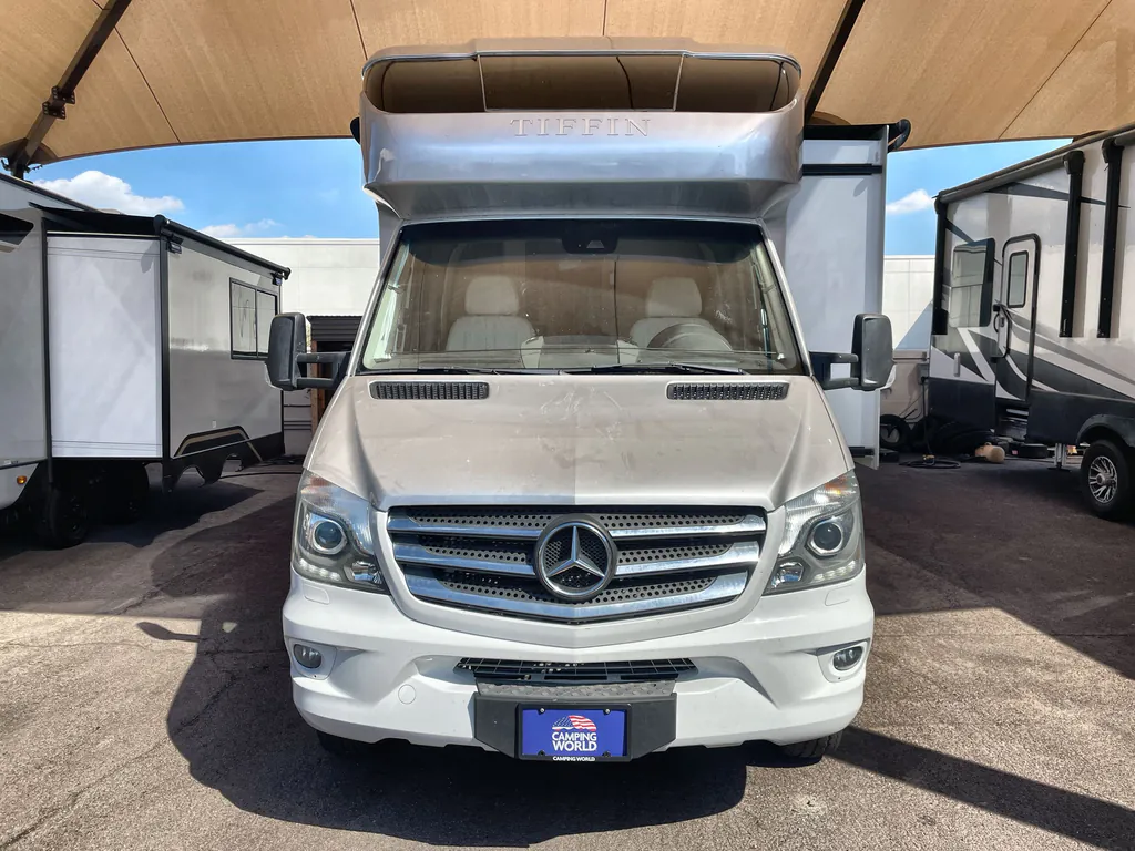 2017 Tiffin Wayfarer 24 QW, Photos photo 4